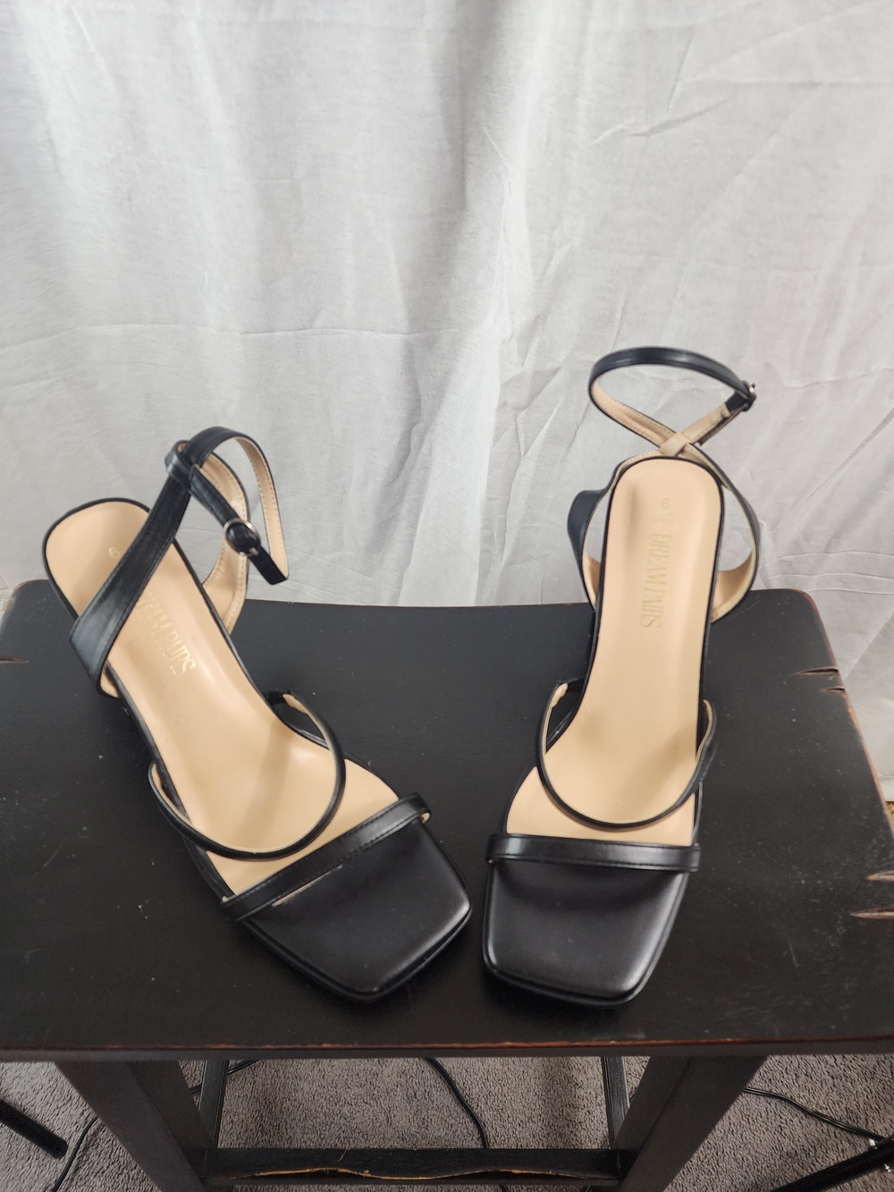 Dream Pairs Black Strappy Square-Toe Heels 9